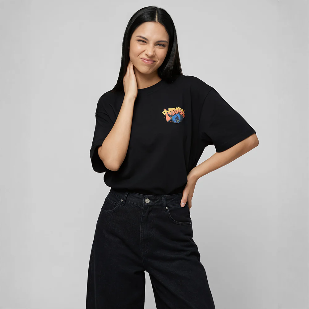 APORRO Worldwide Graffiti Tee - Image 11