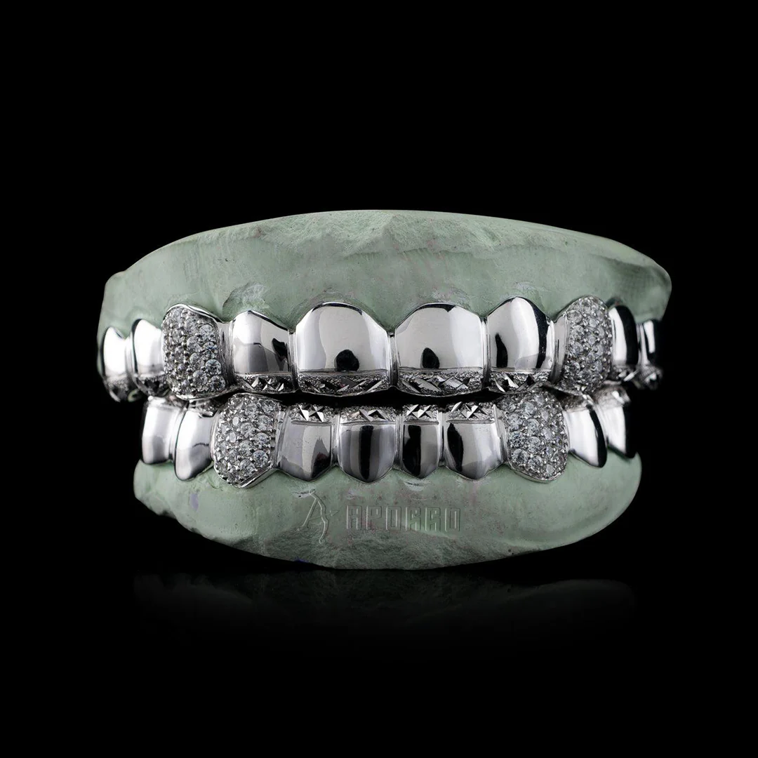 Custom Diamond Cut & Diamond Dust Tips with Iced Fangs Grillz