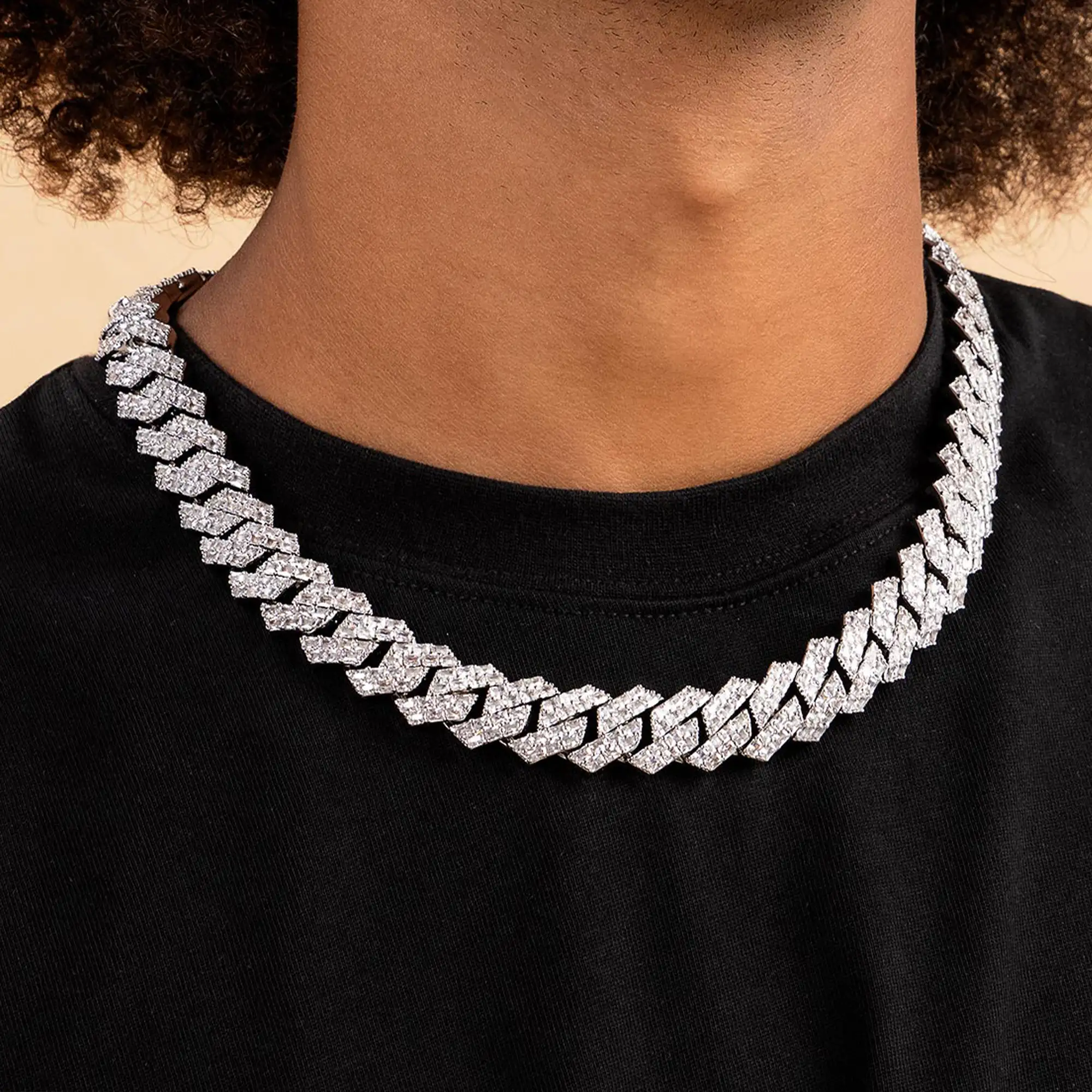 Emerald Cut Prong Cuban Link Chain - 19mm - Image 2