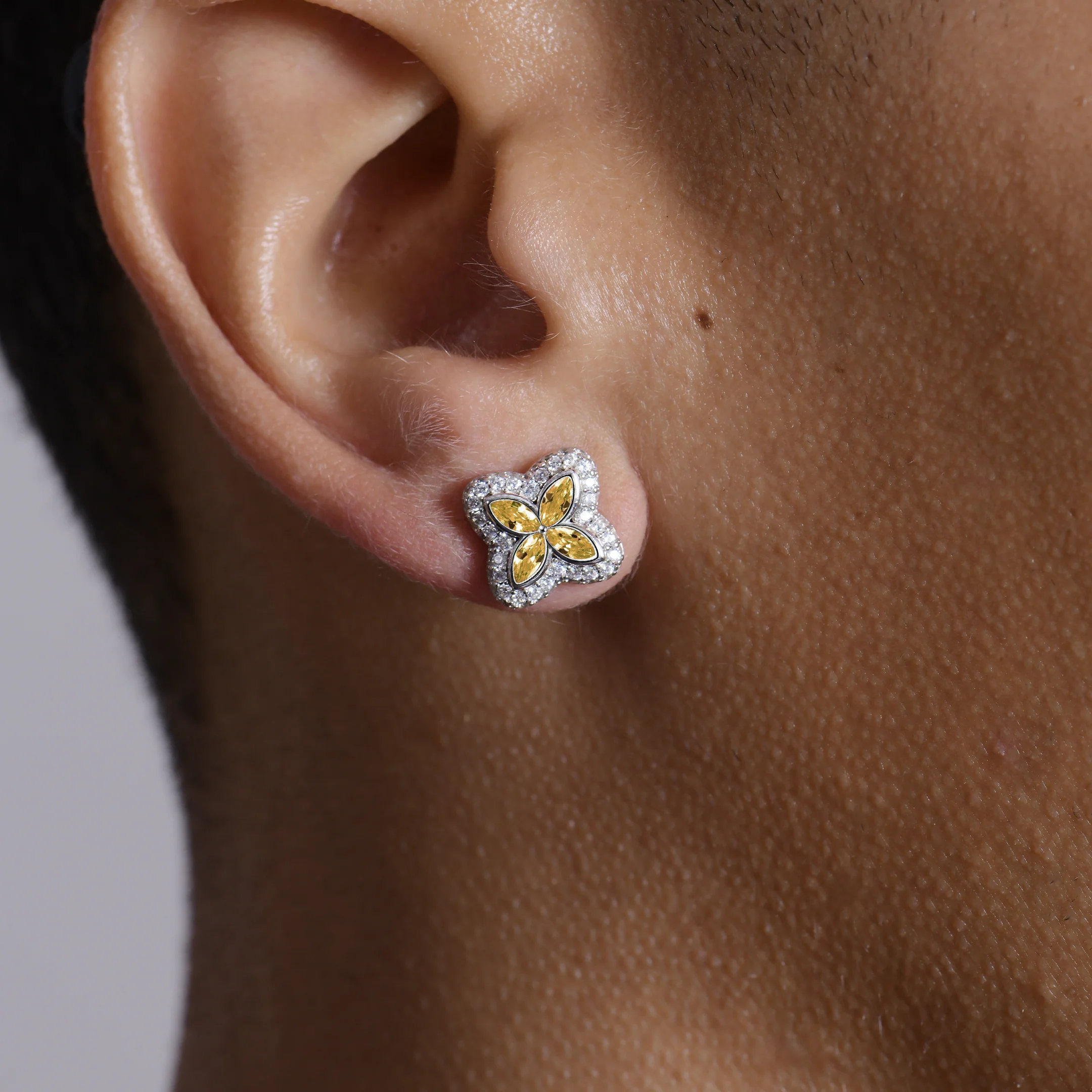 S925 Iced Luminous Clover Earrings - Yellow Diamond - Image 2