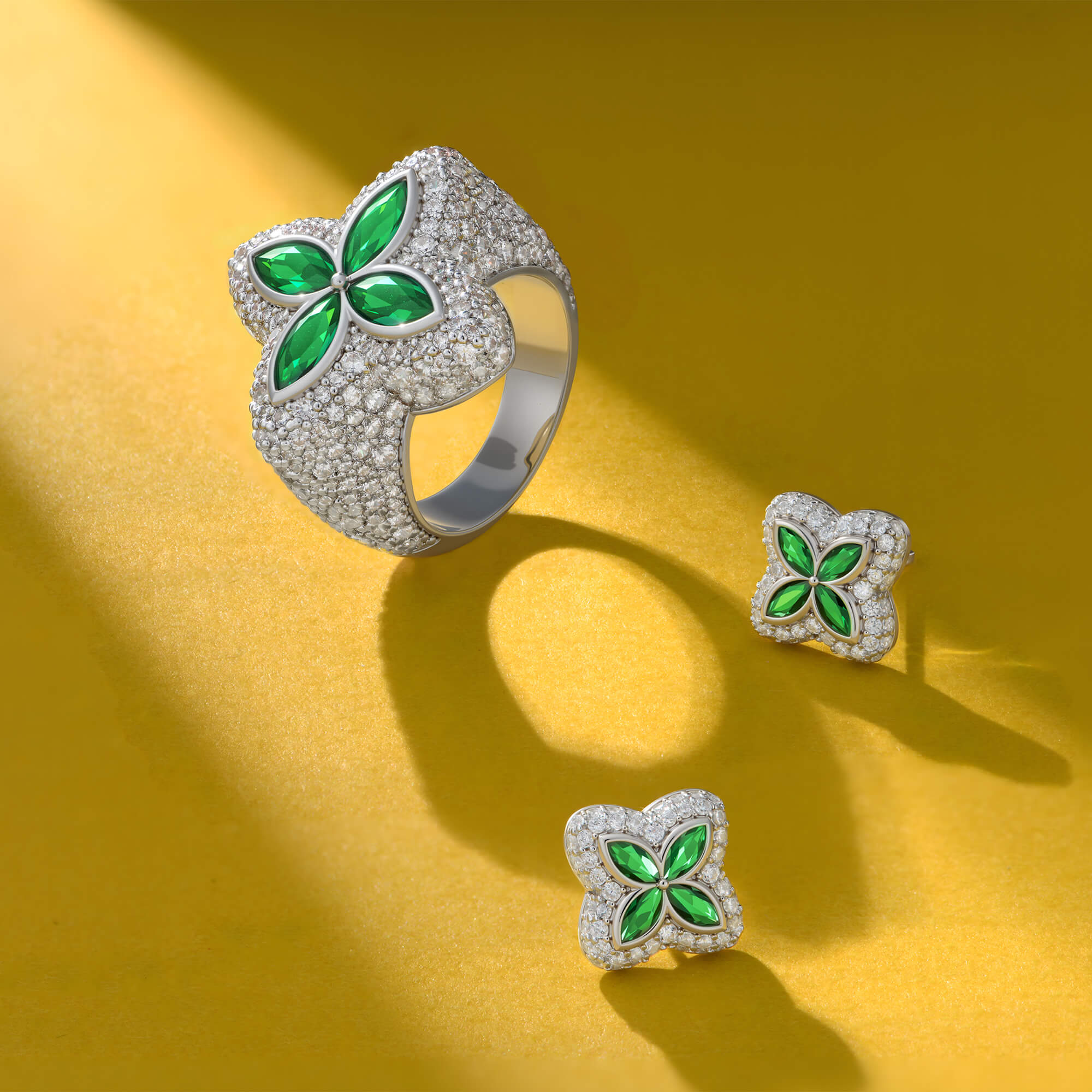 Moissanite Luminous Clover Ring - Image 3
