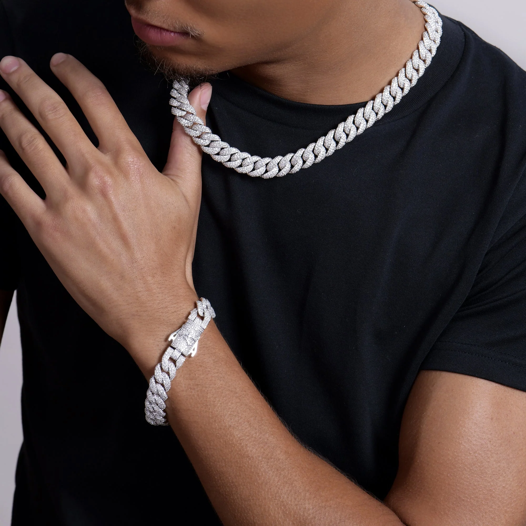 Round Cut Cuban Link Chain - 12mm - Image 2