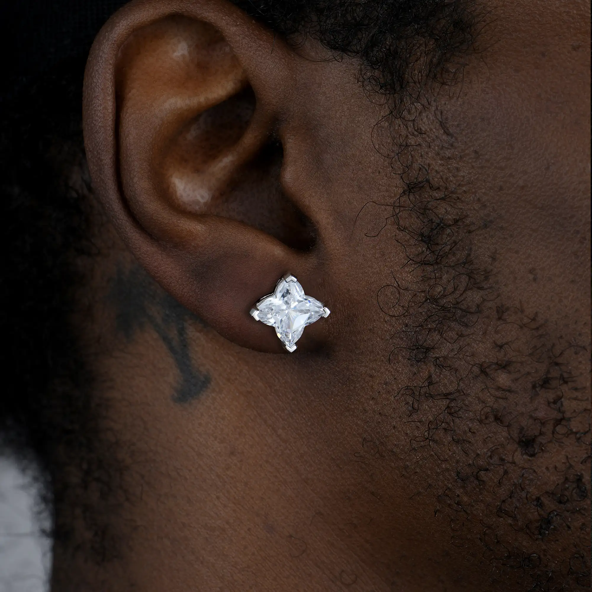 S925 Solid Clover Cut Stud Earrings - Rose Gold - Image 2