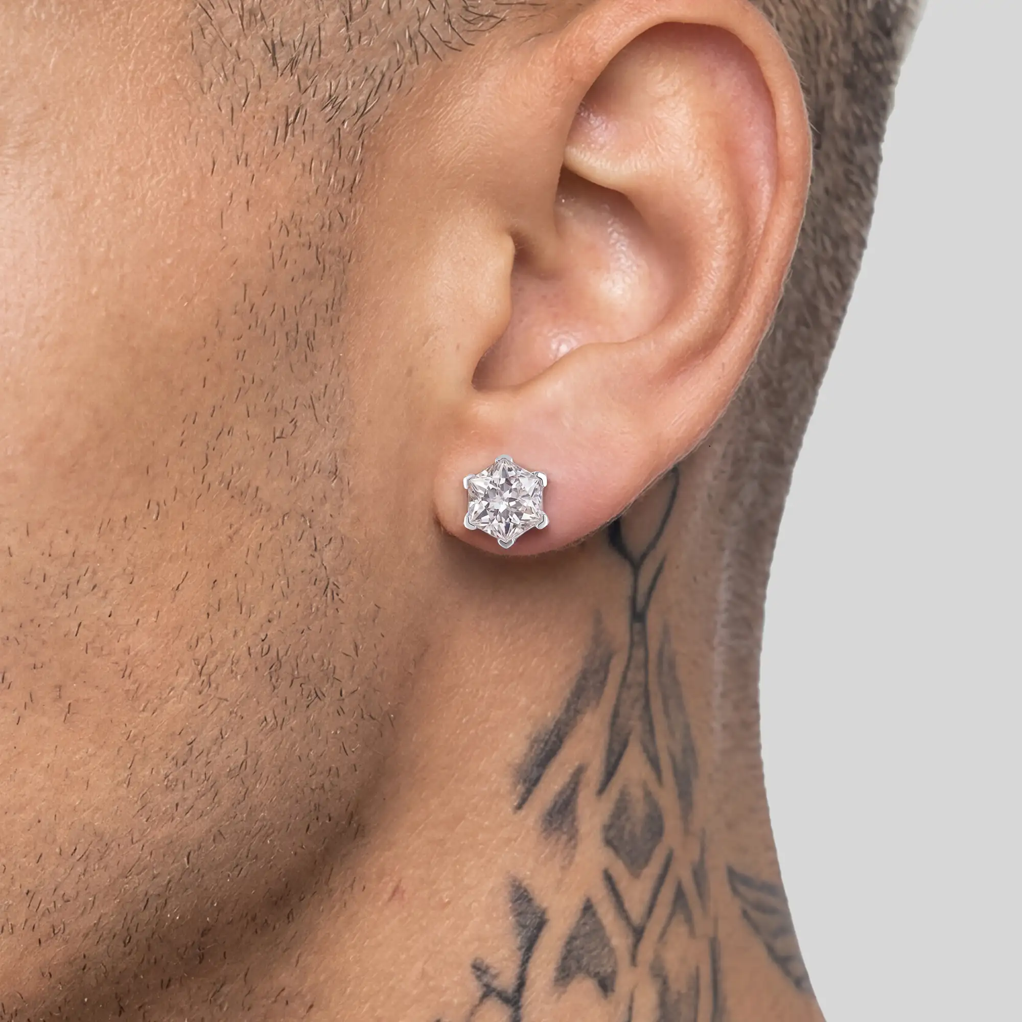 Taille Impératrice Cut Stud Earring - Image 2
