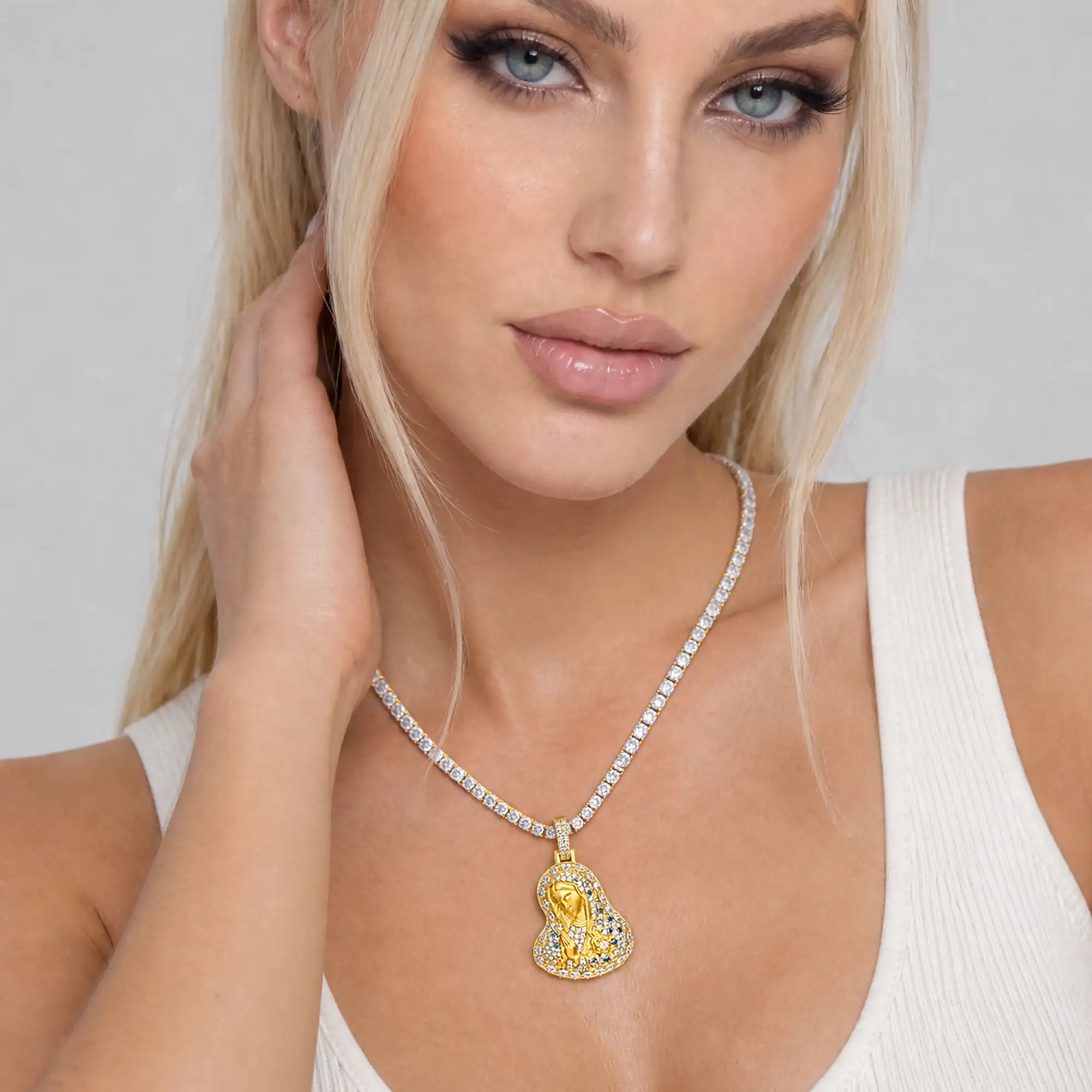 Virgin Mary Prayer Halo Pendant - Image 5