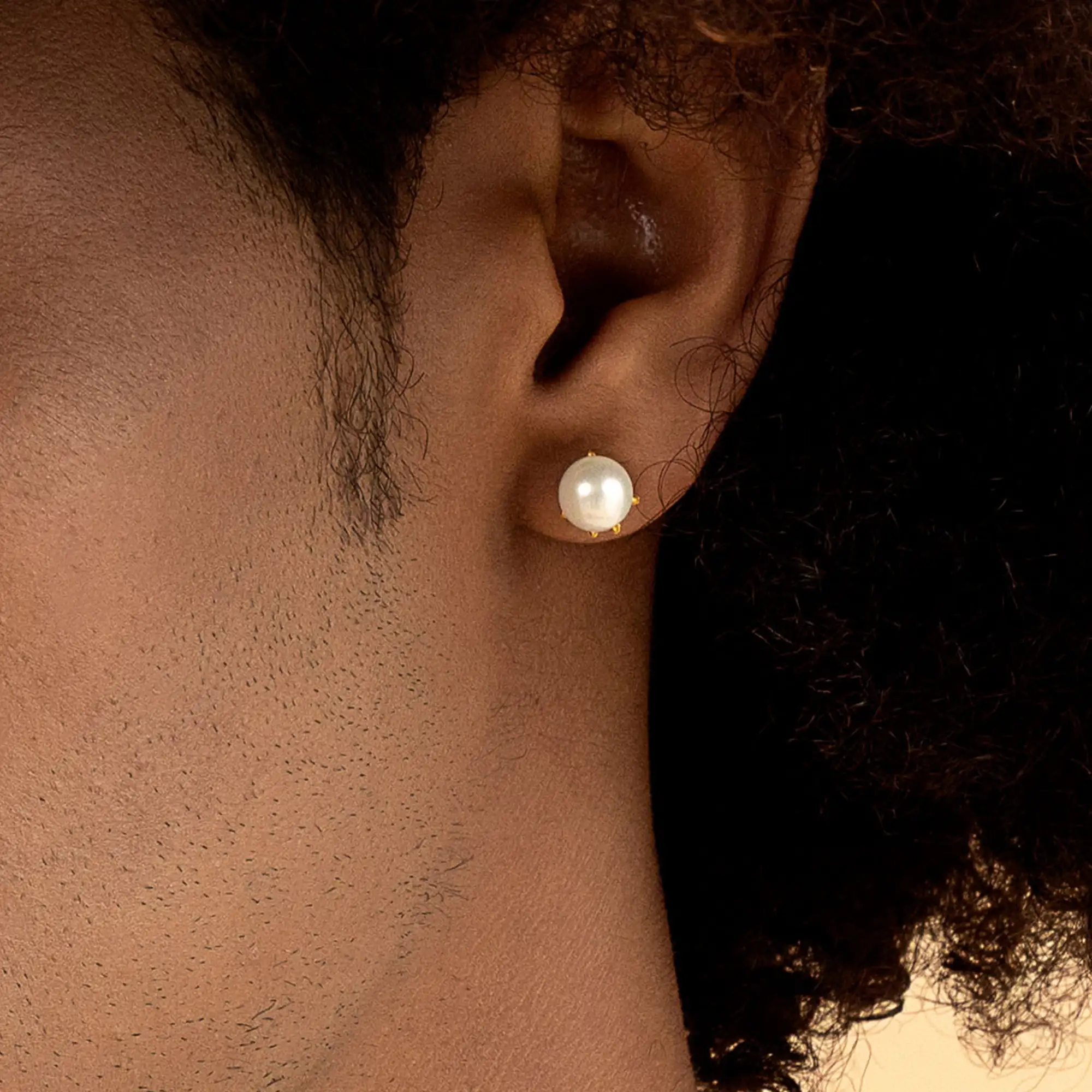 WONG Dragon Pearl Stud Earring - Single - Image 4