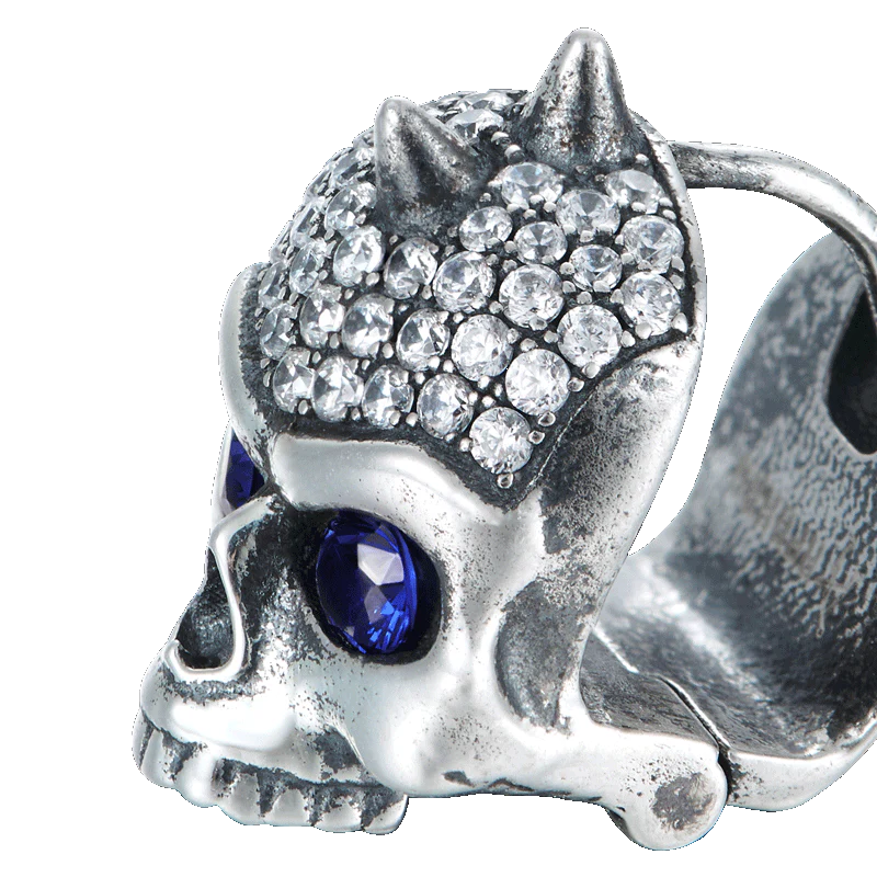 S925 X Iced Skull Hoop Earring - Image 6